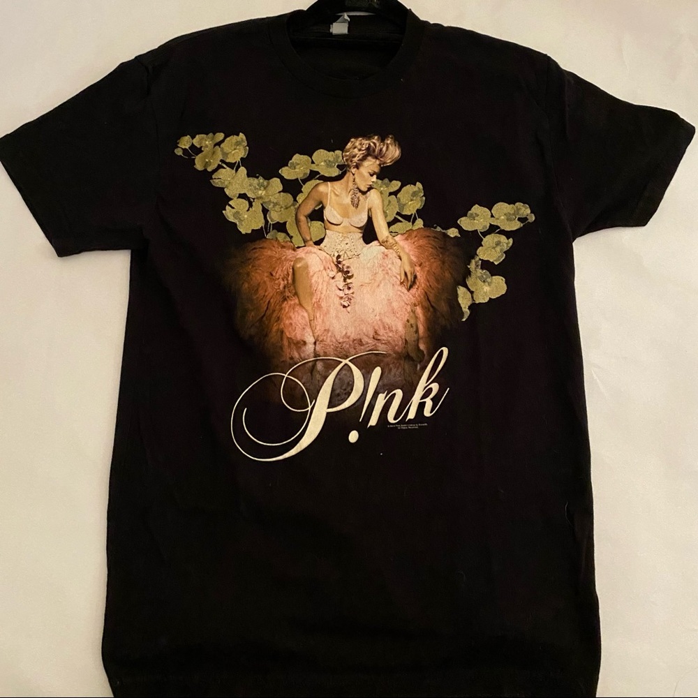 Womens The truth about Love 2013 Pink concert‎ tour t tee shirt size small